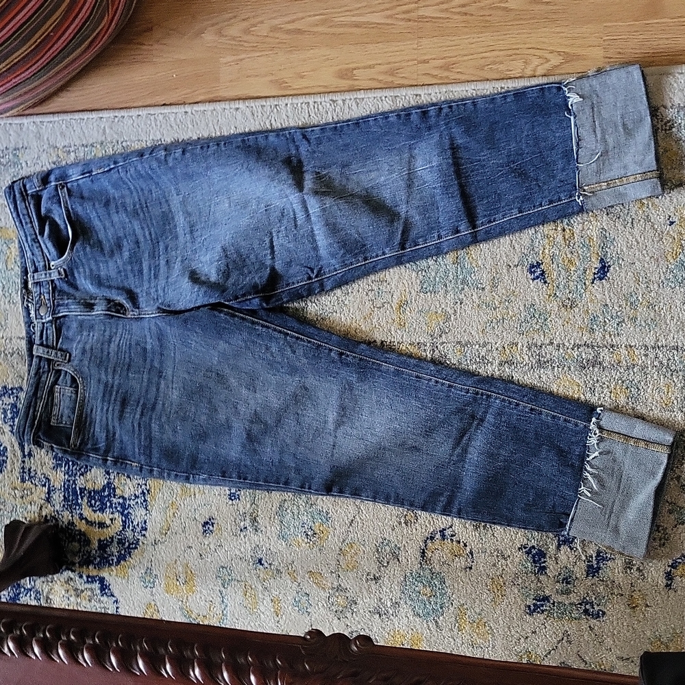 Universal Thread High HI rise straight jeans